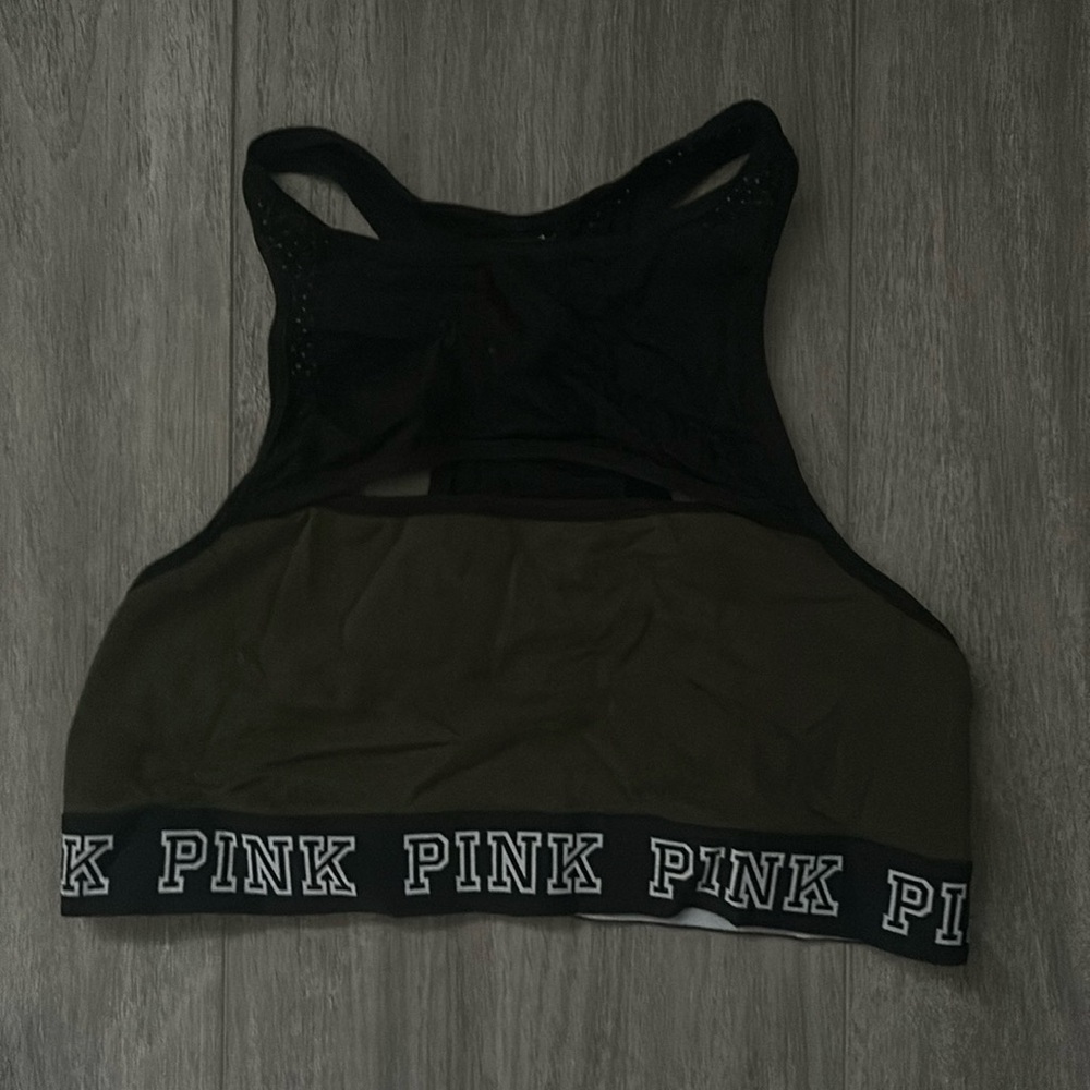 Non padded sports bra